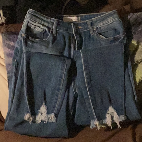 Jeans - Picture 2 of 4